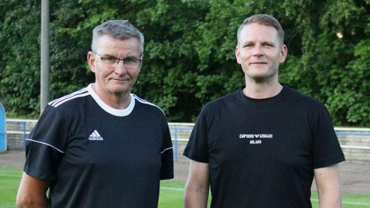 Sie haben fortan die Verantwortung beim FSV Kühlungsborn: der neue Chefcoach Eckerhard Pasch (links) und der Sportliche Leiter Stefan Schielke