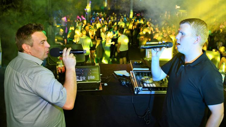 Sommernachtsfete in Weese