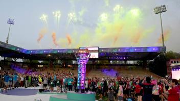 Special Olympics, Nationale Spiele Berlin 2022, Eröffnungsfeier im Stadion An der Alten Försterei, nach der Entzündung d