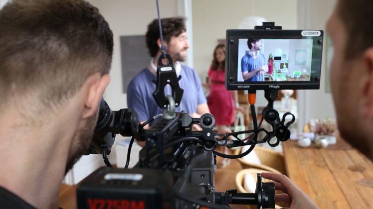 Der Film-Studiengang an der Hochschule Flensburg behandelt sowohl die technischen als auch die kreativen Seiten des Filmemachens.