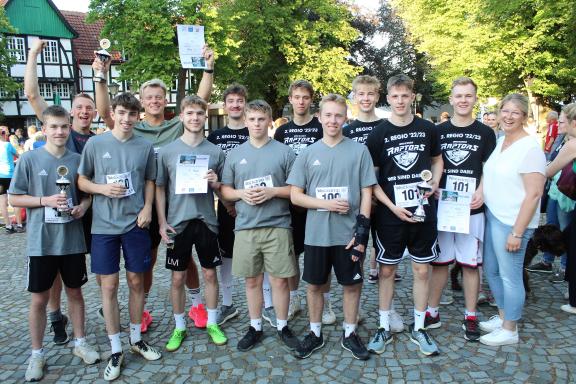 die-sch-nsten-bilder-vom-bad-essener-abendlauf-2022