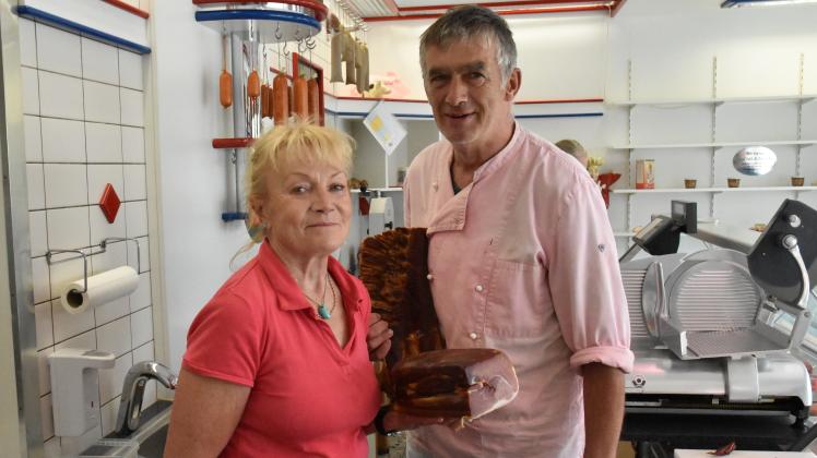 Sigrid und Axel Rampf geben ihre Fleischerei, die sie 32 Jahre geführt haben, in wenigen Tagen auf.