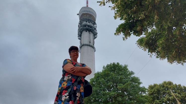 Sie würde gerne wieder auf der Aussichtsplattform des Schweriner Fernsehturms stehen: die Dreescherin Steffi Uhl.