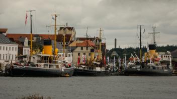 Die „Stettin“, die „Wal“ und die „Bussard“ waren die einzigen großen Dampfschiffe, die beim Dampf-Rundum 2022 zu Gast in Flensburg waren.