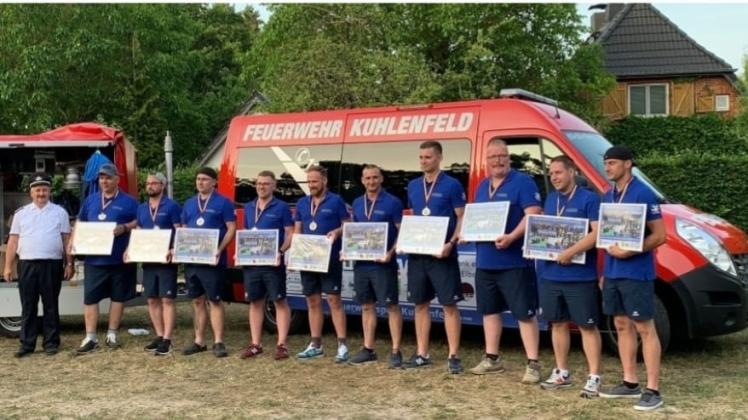 Mühlhausen war gestern. Die Wettkampfgruppe der Feuerwehr Kuhlenfeld steht jetzt kurz vor dem Start bei der Feuerwehr-Olympiade im slowenischen Celje.