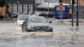 Ein neuartiges Starkregen-Frühwarmsystem für Flensburg soll Bilder wie dieses aus dem Juni 2020 künftig verhindern.