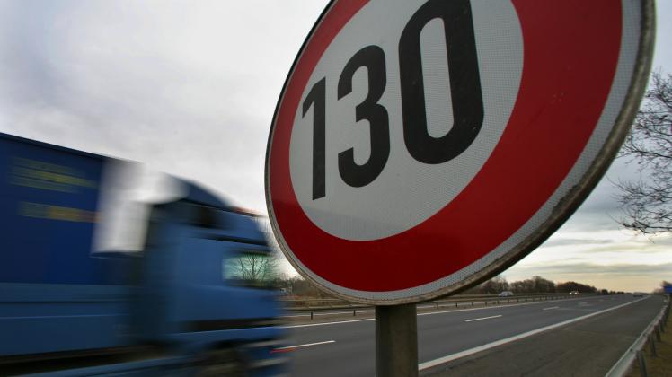 Umfrage: Mehrheit für Tempolimit auf Autobahnen
