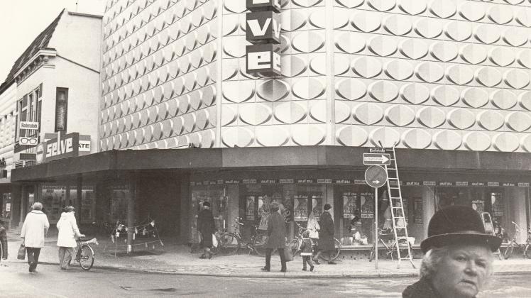 Den „Konsumtempel“ gibt es nicht mehr: das Kaufhaus Selve im April 1973.