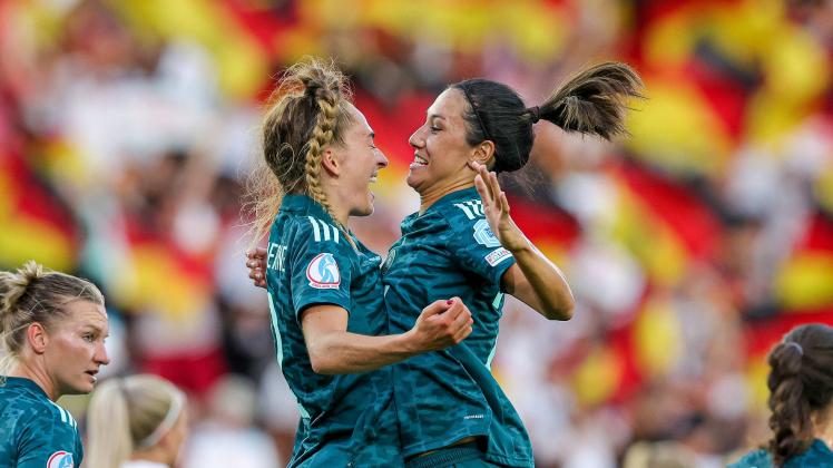 Finland Women v Germany UEFA WOMEN"!S EURO 2022 16/07/2022. Group B Goal 0-1 Sophia Kleinherne of Germany Women scores a