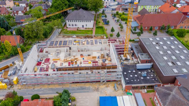 Badbergen, Blick auf die Baustelle Neubau der Sporthalle mit Gymnastikhalle in Badbergen; Badbergen, 10.07.2022; Foto: Marcel Brockschmidt