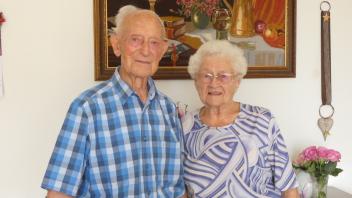 Alois Albers feiert seinen 100. Geburtstag. Hier mit Ehefrau Regina in Neuenkirchen.