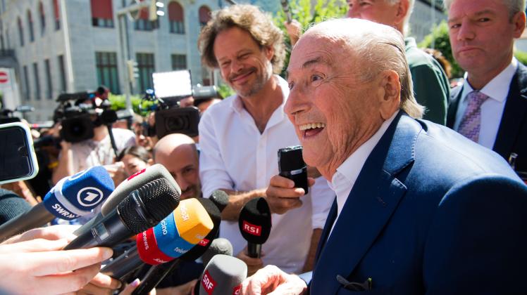 Freispruch für ehemalige Fußballfunktionäre Blatter und Platini