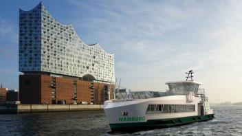 Eine Illustration vom neuen Schifftyp 2030, den eine Werft aus Sachsen-Anhalt jetzt für die Hamburger Fährbetriebe baut.