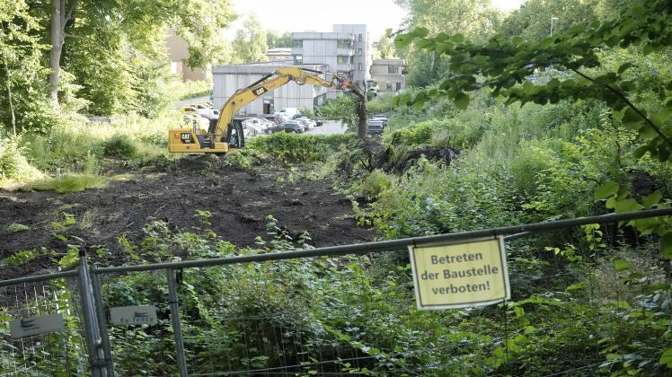 Die Bauarbeiten auf dem Grundstück am Bahnhofswald hatten in der vergangenen Woche für Diskussionen gesorgt.