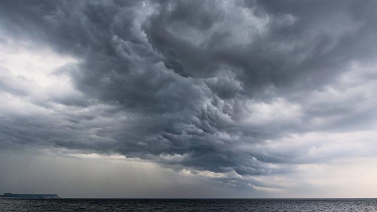 gewitter,ostsee,unwetter *** thunderstorm,baltic sea,storm lsz-gtv