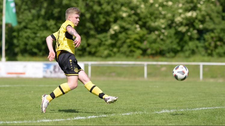 Vincent Kalke wurde mit dem TSV Graal-Müritz II souverän Meister. Durch den Rückzug aus der Landesliga der ersten Mannschaft wird die zweite Mannschaft in der kommenden Saison zur Ersten und startet in der Kreisoberliga.