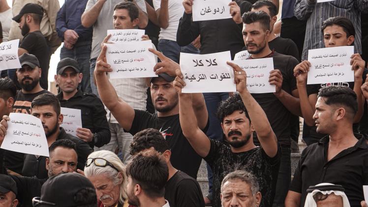 Proteste gegen Artillerieangriff auf Mossul