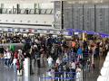 22.07.2022 - Impressionen Flughafen Frankfurt zu Ferienbeginn in Hessen Saarland Rheinland-Pfalz herrscht großer Andran