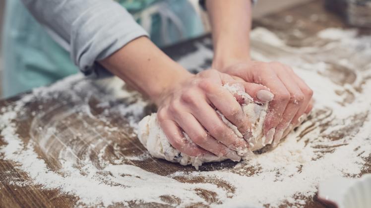 Nicht nur im Verkauf mangelt es an Personal. Insbesondere in der Produktion fehlt es in der Region Osnabrück an Nachwuchskräften, die den Beruf Bäcker oder Konditor erlernen wollen.