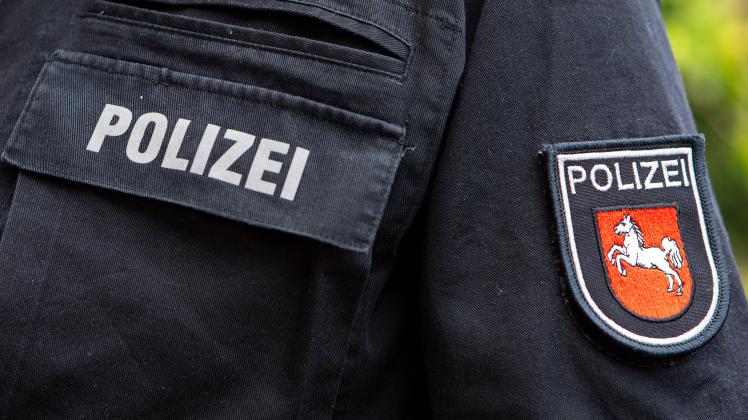 Melle, Deutschland 12.-13. Oktober 2020: Symbolbilder - 2020 Emblem, Logo der Polizei Niedersachsen, Schriftzug, Wappen,