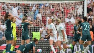 Die DFB-Frauen mussten eine knappe Niederlage hinnehmen. Foto: Sebastian Christoph Gollnow/dpa