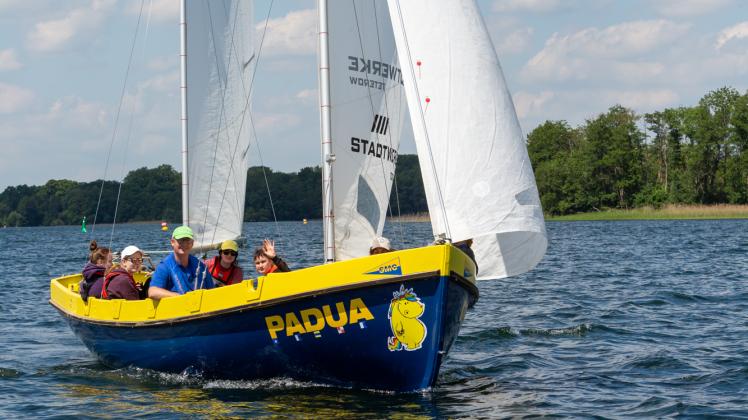 Beim diesjährigen Sommercamp des Schweriner Marineclubs steht den Teilnehmern der Kutter „Padua“ zur Verfügung.