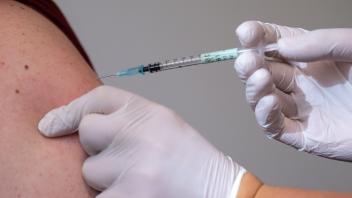 Coronavirus - Impfung - Zweiter Booster vor der Wiesn?