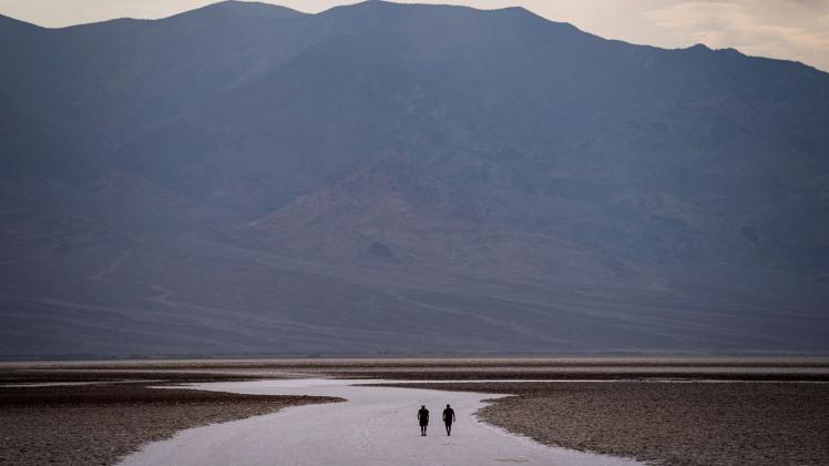 ARCHIV - Die möglichen katastrophalen Folgen der Erderwärmung sind bisher wenig erforscht. Foto: John Locher/AP/dpa
