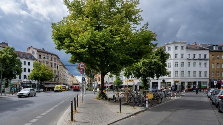 Der Heinrichplatz im Berliner Bezirk Kreuzberg soll bald Rio-Reiser-Platz heißen. Foto: Monika Skolimowska/dpa
