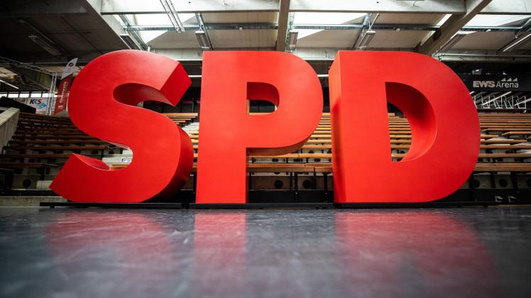 ARCHIV - Wenn am Sonntag Bundestagswahl wäre, wäre die SPD einer Umfrage zufolge nicht mehr stärkste Kraft. Foto: Christoph Schmidt/dpa