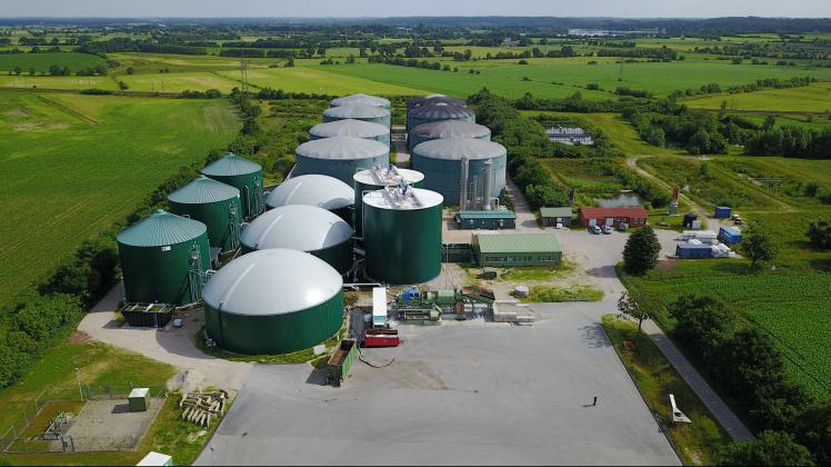 In der Biogasanlage in Schuby wird bislang aus Zuckerrüben Biogas gewonnen, künftig sollen dort auch Rest- und Abfallstoffe  aus der Landwirtschaft verwertet werden. 