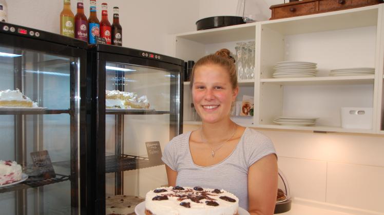 Abiturientin Sophie Café Alte Apotheke
