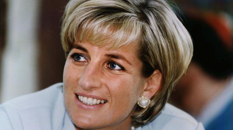 ARCHIV - Anlässlich des 25. Todestages von Diana erinnern TV-Sender an die Ex-Ehefrau des britischen Thronfolgers. Foto: John Stillwell/PA/epa/dpa