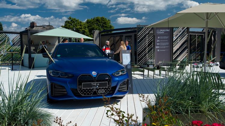 ADVERTORIAL-BMW-Charge-and-Ride-Sylt-Pavillon