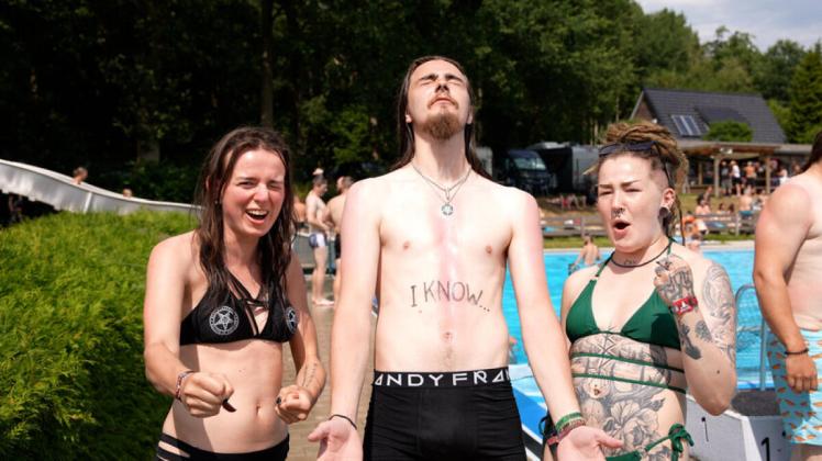 Videoreportage aus dem Heavy Metal Freibad Wacken Unknown