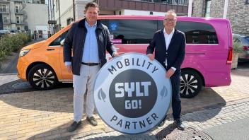 Programms „SyltGO! Mobility Partnership“ der Sylter Verkehrsgesellschaft (SVG). Sven Paulsen und Ole König sind Partner