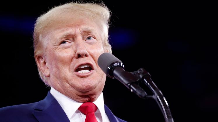 Ex-US-Präsident Donald Trump hielt die Abschlussrede bei der «Conservative Political Action Conference». Foto: Shafkat Anowar/The Dallas Morning News/AP/dpa