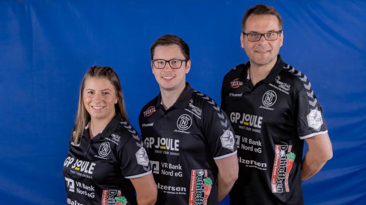 Zuversichtlich in die neue Saison: Co-Trainerin Milena Natusch, Trainer Malte Böhrnsen und der Sportliche Leiter Sascha Zollinger (von links).