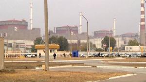 ARCHIV - Das Bild aus einem Video zeigt das Kernkraftwerk Saporischschja. (Archivbild) Foto: Uncredited/AP/dpa