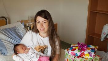 Die kleine Sofia ist bereits das 400. Baby, das in diesem Jahr in Hagenow geboren wurde.  Nicht nur Mama Zaneta Kovalevskaja aus Neustadt-Glewe ist glücklich.
