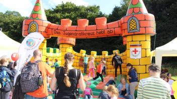 Beliebt wie eh und je: Die Hüpfburg wird beim Familienfest des KJR eine der 20 Spaß-Stationen sein.