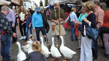 Eins der beliebtesten Stadtfeste Im Emsland ist der Korn- und Hansemarkt Haselünne.