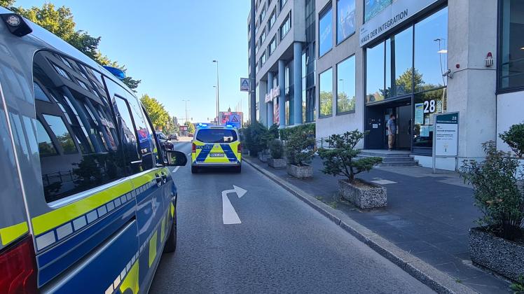 Behördenmitarbeiterin in Wuppertal schwer verletzt - Festnahme