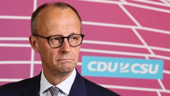 Vorsitzender der CDU und Fraktionsvorsitzender vom CDU/CSU Friedrich Merz vor der Fraktionssizung der CDU/CSU im Bundes
