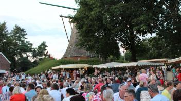 Rekordbesuch beim 11. Winzerfest in Haren.
