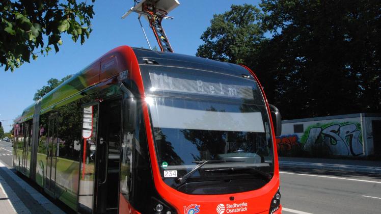 Andreas Wenk Elektrobus an Ladestation Hellern-Nord