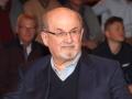 Salman Rushdie bei der Aufzeichnung der ZDF-Talkshow Markus Lanz im Fernsehmacher Studio auf dem Phoenixhof. Hamburg, 1