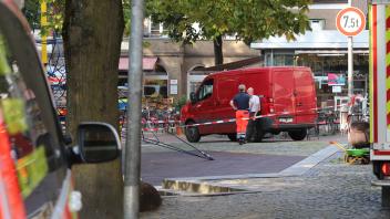 Unfall in Elmshorn: Warum der Fahrer des Lieferwagens den zwei Jahre alten Jungen übersehen hatte, ist aktuell noch unklar.