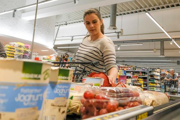 Einkaufen bei Edeka Kuhlmann Einkaufen bei Edeka Kuhlmann