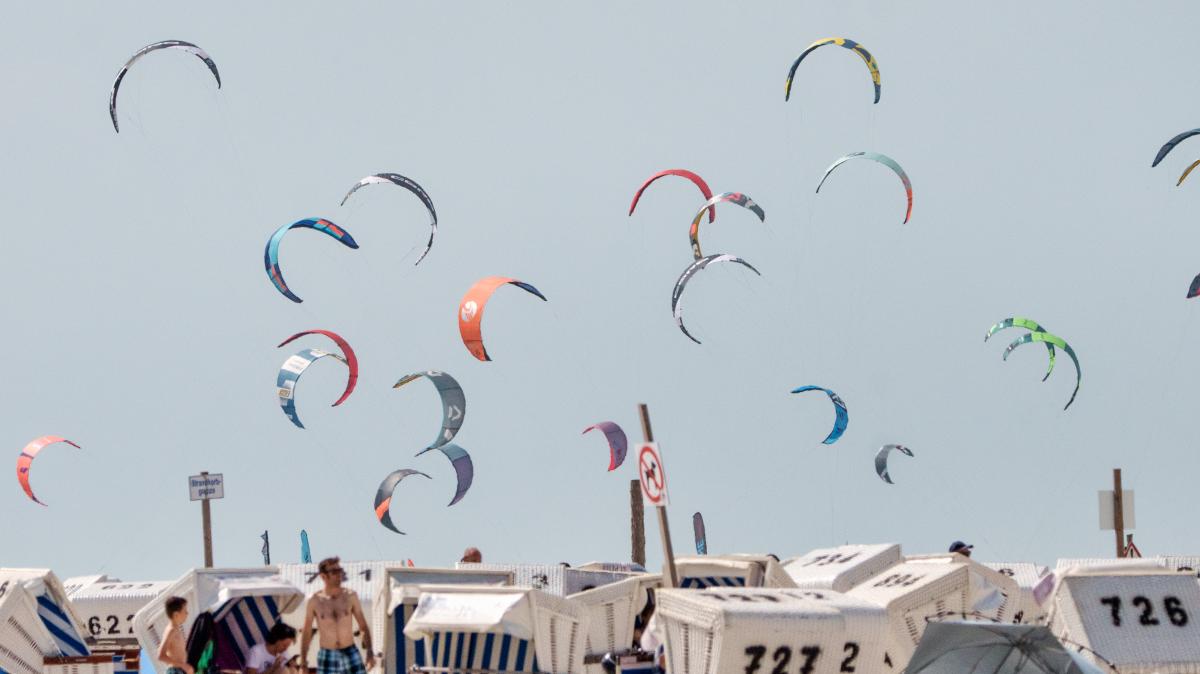 Die schönsten Bilder von den KitesurfMeisterschaften in St. Peter